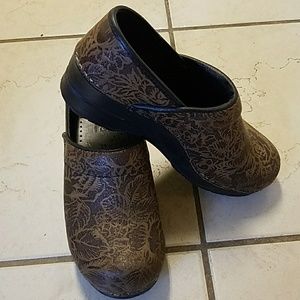 Sanita clogs 36 brown glitter floral